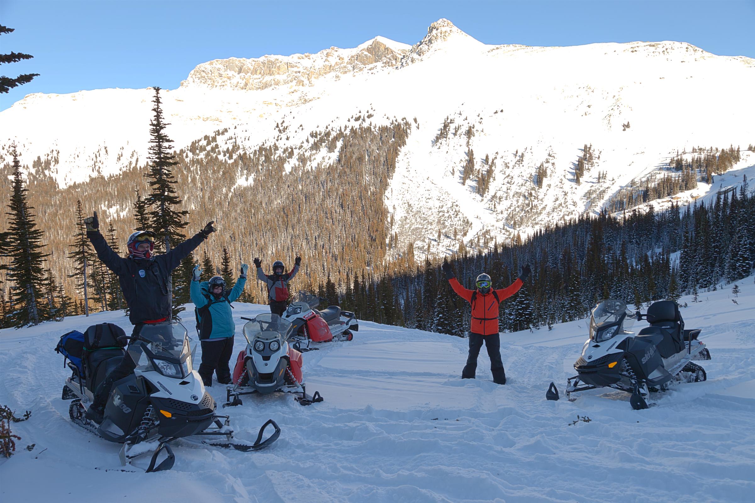 canmore snowmobile tours